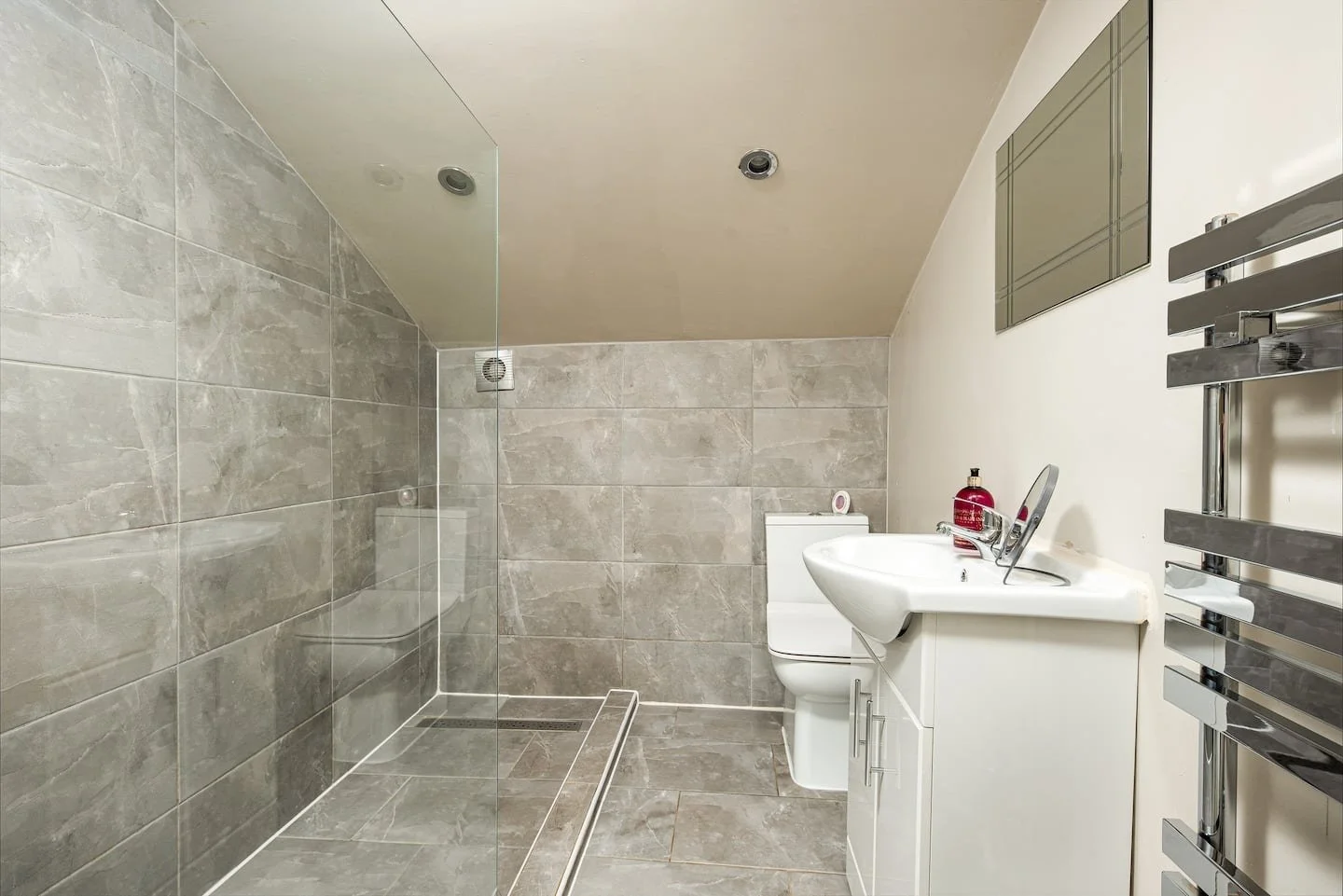 Bathroom 2
